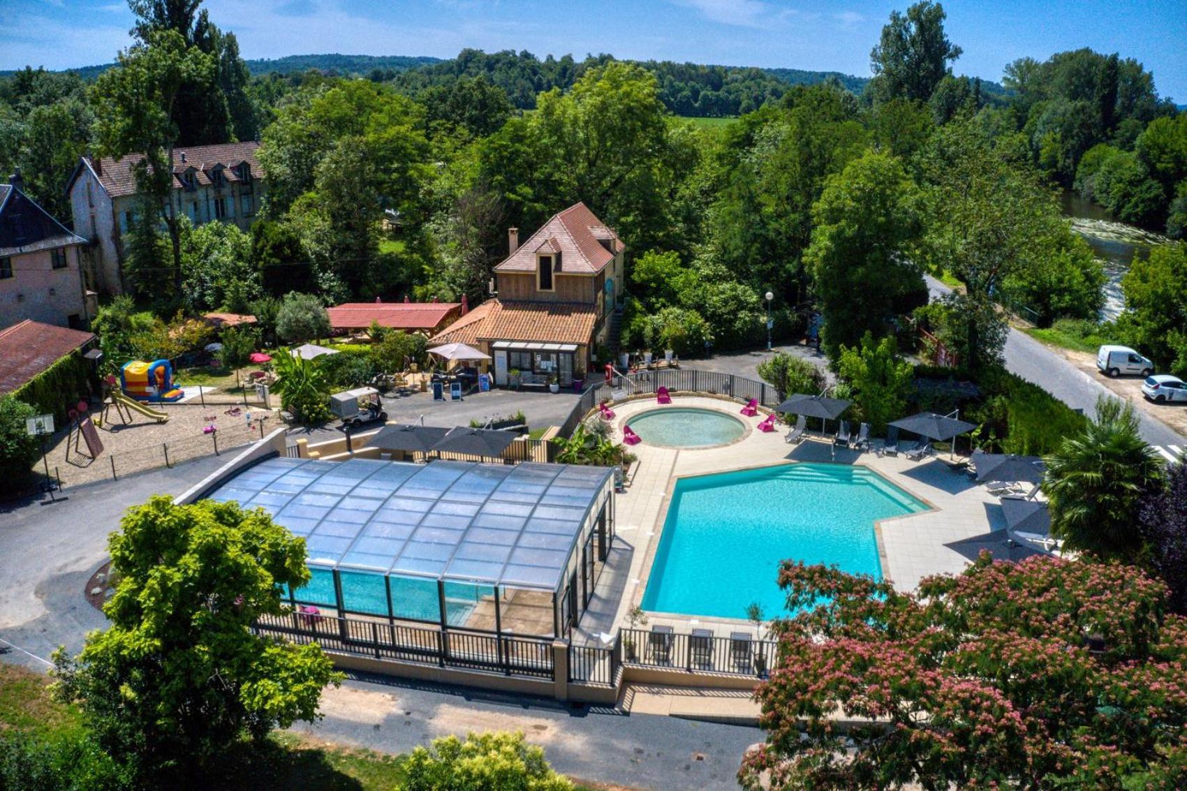 Le Moulin Du Bleufond Hotel Montignac-Lascaux Exterior photo